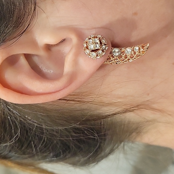 Beautiful Butler Rose Coloured 925 Earrings - Picture 6 of 6